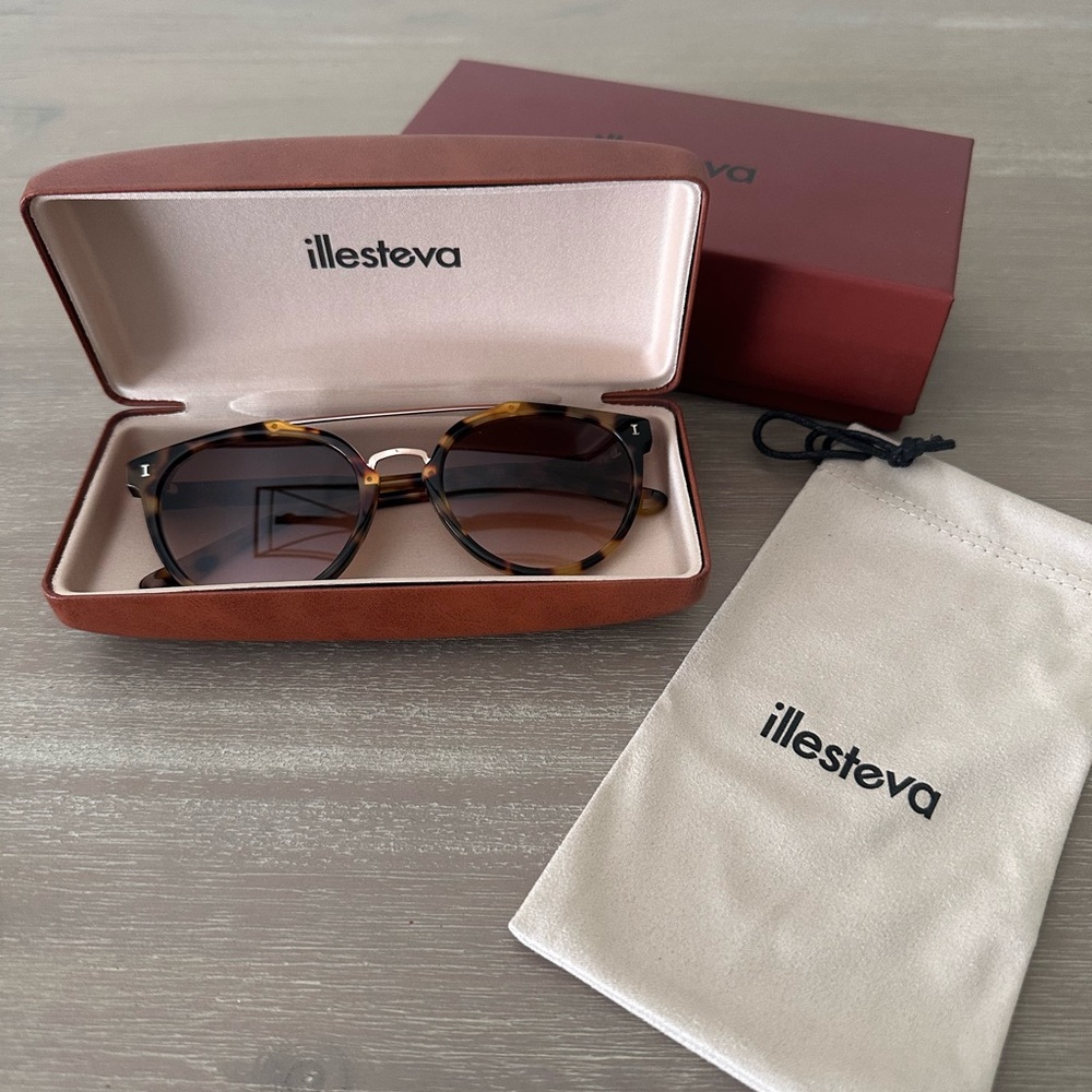 Illesteva Puglia Tortoise Brown Sunglasses